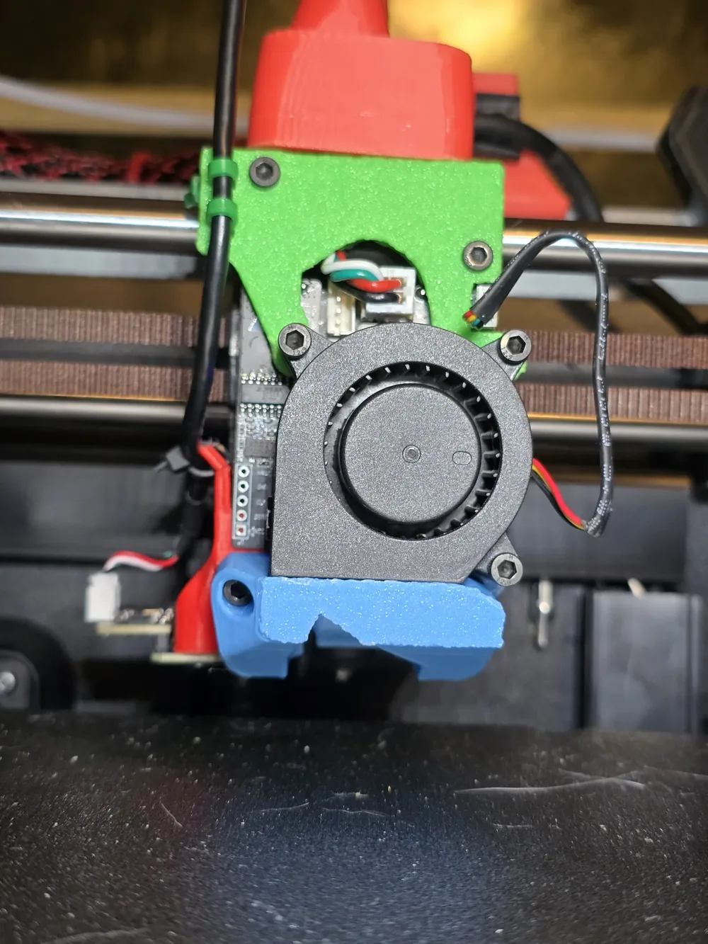 3D printer extruder, blower fan and hotend on the gantry