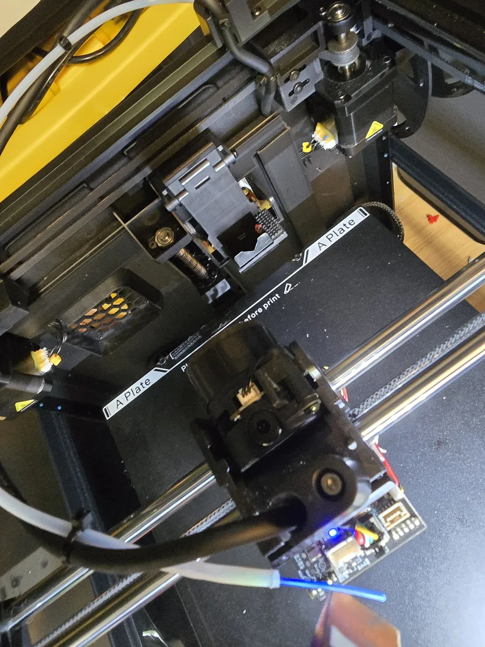 3D printer extruder, blower fan and hotend on the gantry