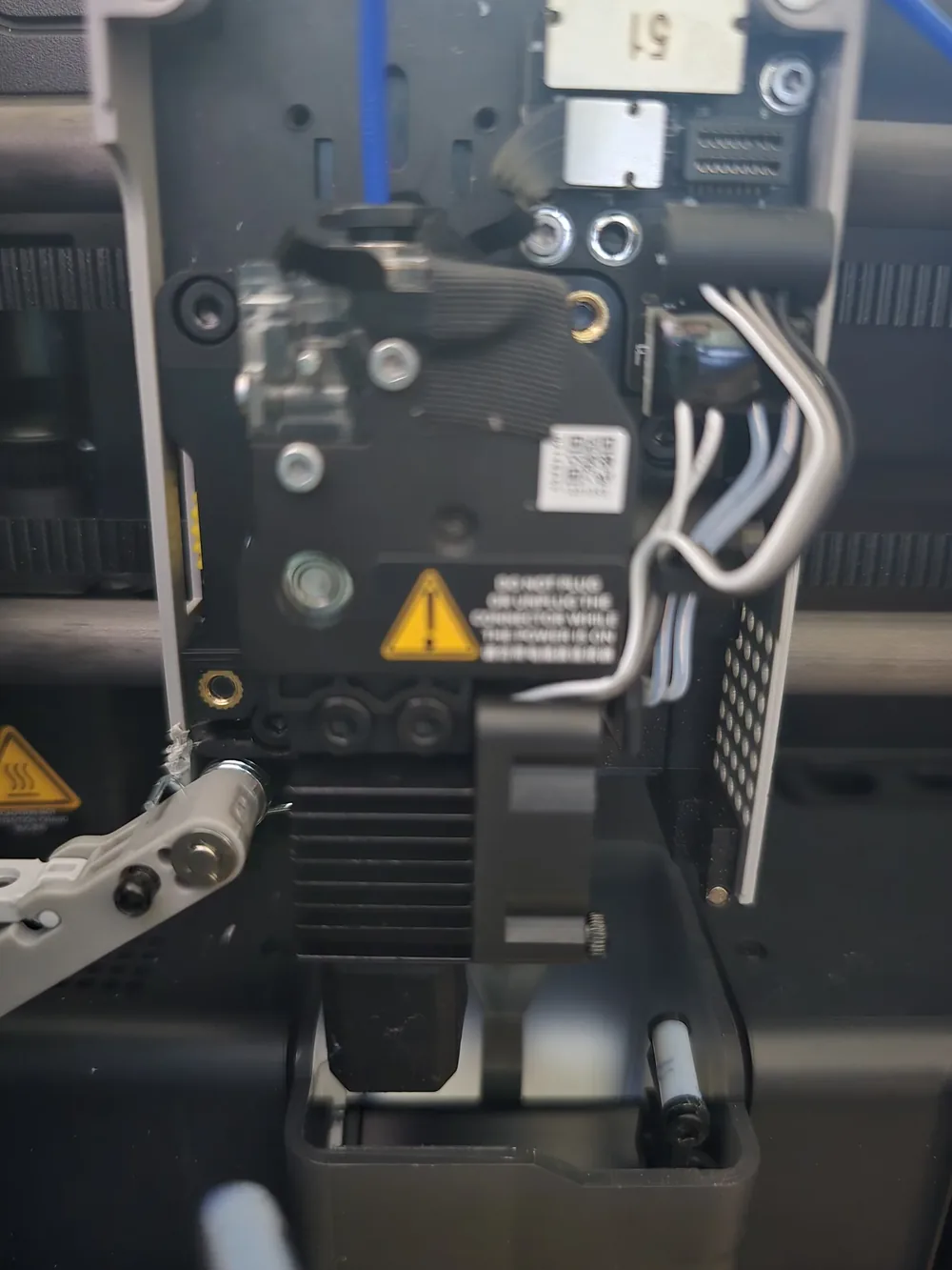 3D printer hotend and heatsink removed during repair
